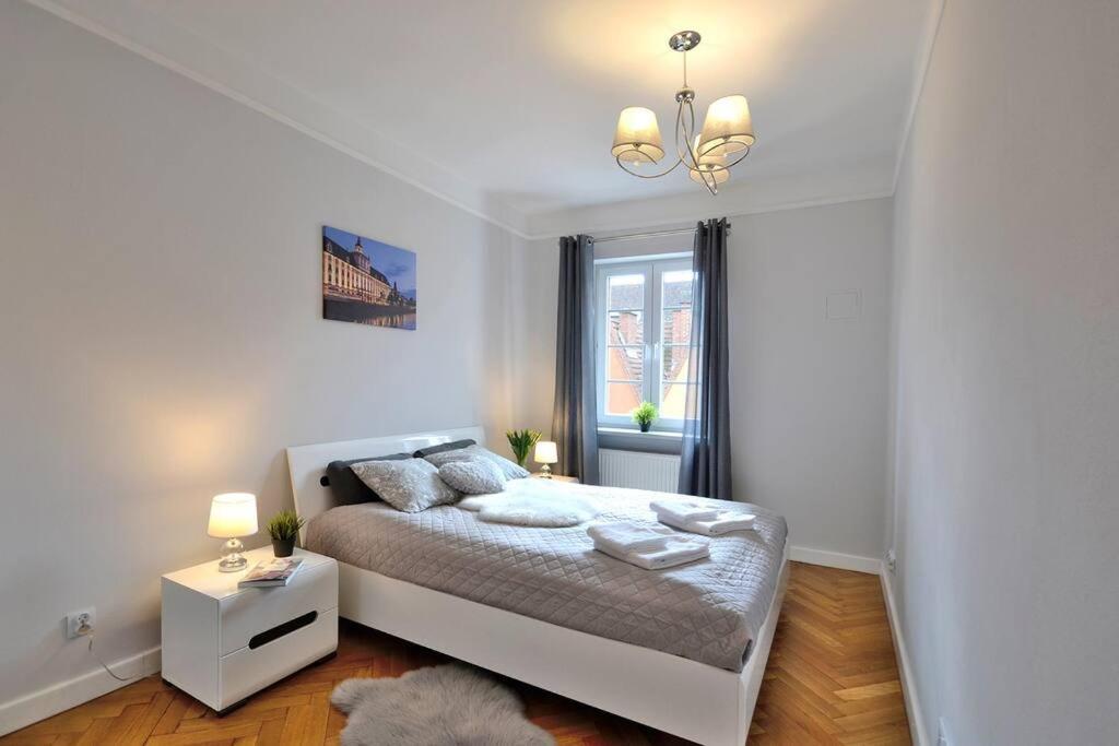 Z Apartment On Town Hall - Rynek Ratusz - 2 Rooms Вроцлав Екстер'єр фото